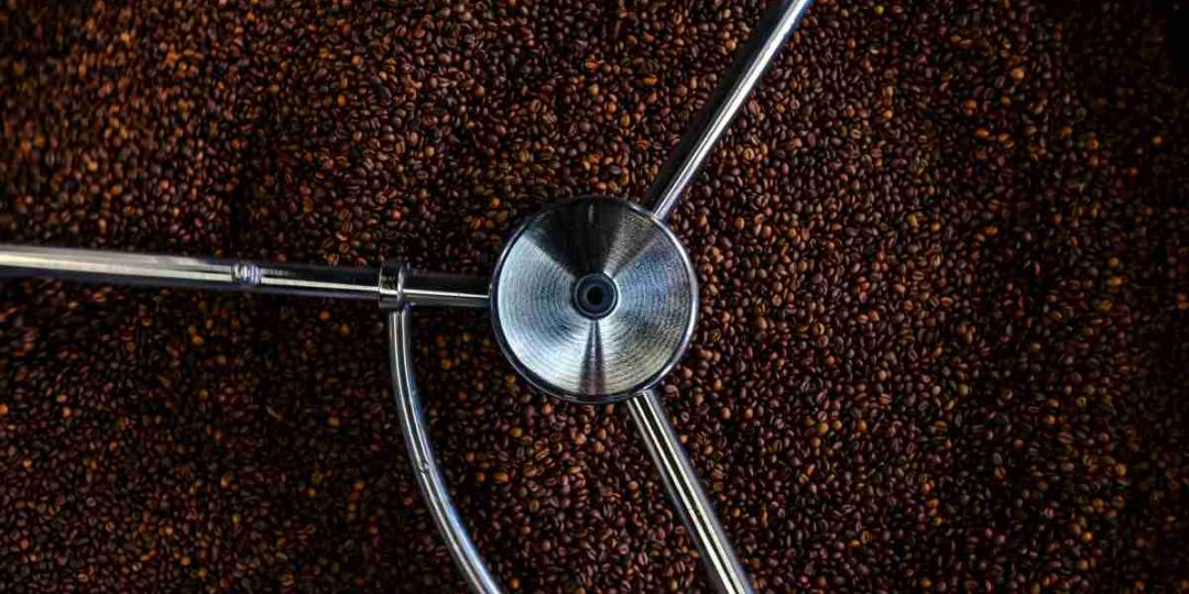 https://www.debbaut.solutions/wp-content/uploads/2018/09/coffee-machine-import-CPG-industry-1080x540.jpg