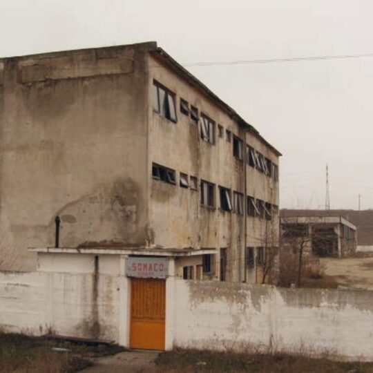https://www.debbaut.solutions/wp-content/uploads/2023/11/2023_FMCG_brownfield_plant_reconstruction-1-540x540.jpg